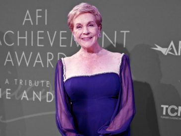 Julie Andrews Bio Famouswomenbio